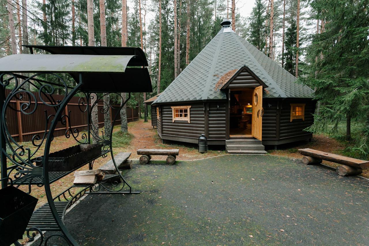 Gasthaus Baza Otdiha Lesnaya Obitel Roschtschino Exterior foto